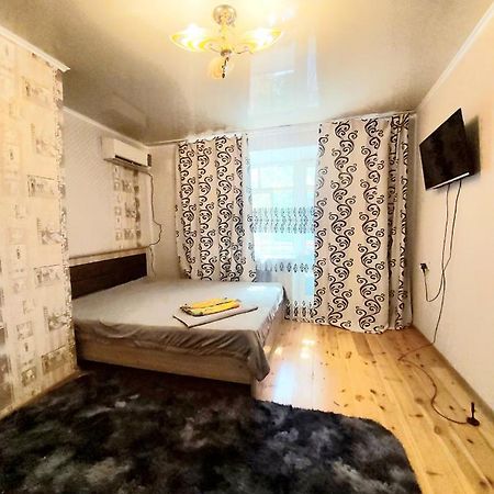 Flat in the city center Uralsk Luaran gambar