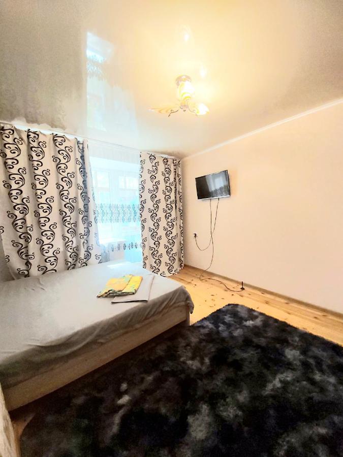 Flat in the city center Uralsk Luaran gambar